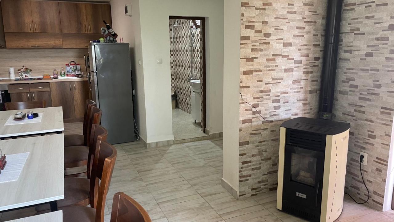 Saint Maria Guest House Velingrad Extérieur photo
